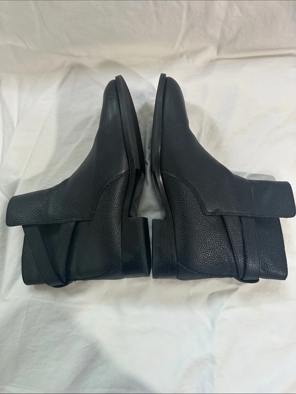 Tory Burch Brook Leather Ankle Boots with Gold Buckle Size 8.5
